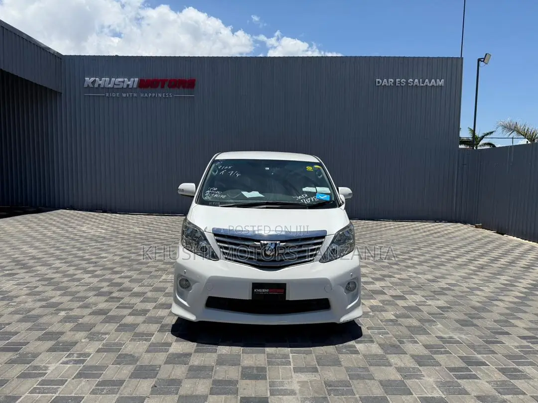 Toyota Alphard 2.4 Petrol FWD 2008 White