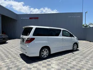 Toyota Alphard 2.4 Petrol FWD 2008 White