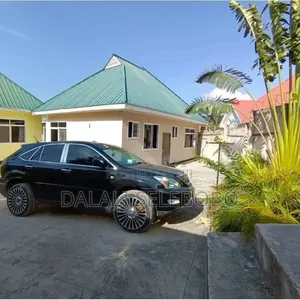 2bdrm Block of Flats in Kimara Suka for rent
