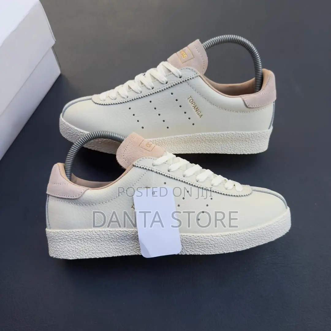 Adidas Topanga Casual Sneakers