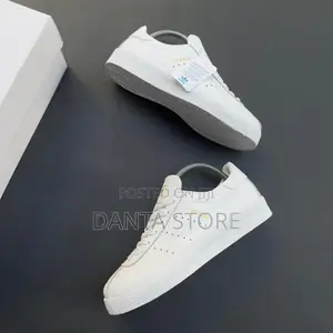 Adidas Topanga Casual Sneakers