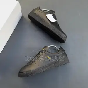 Adidas Topanga Casual Sneakers
