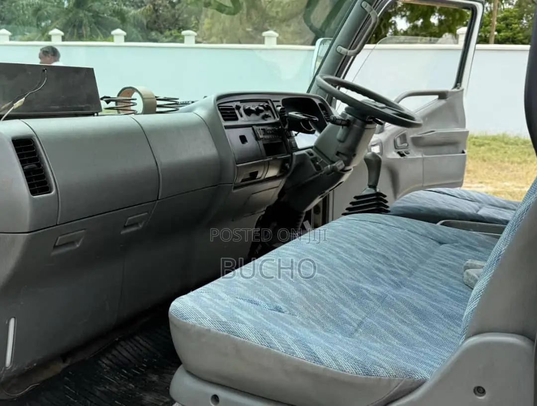 Mitsubishi Canter