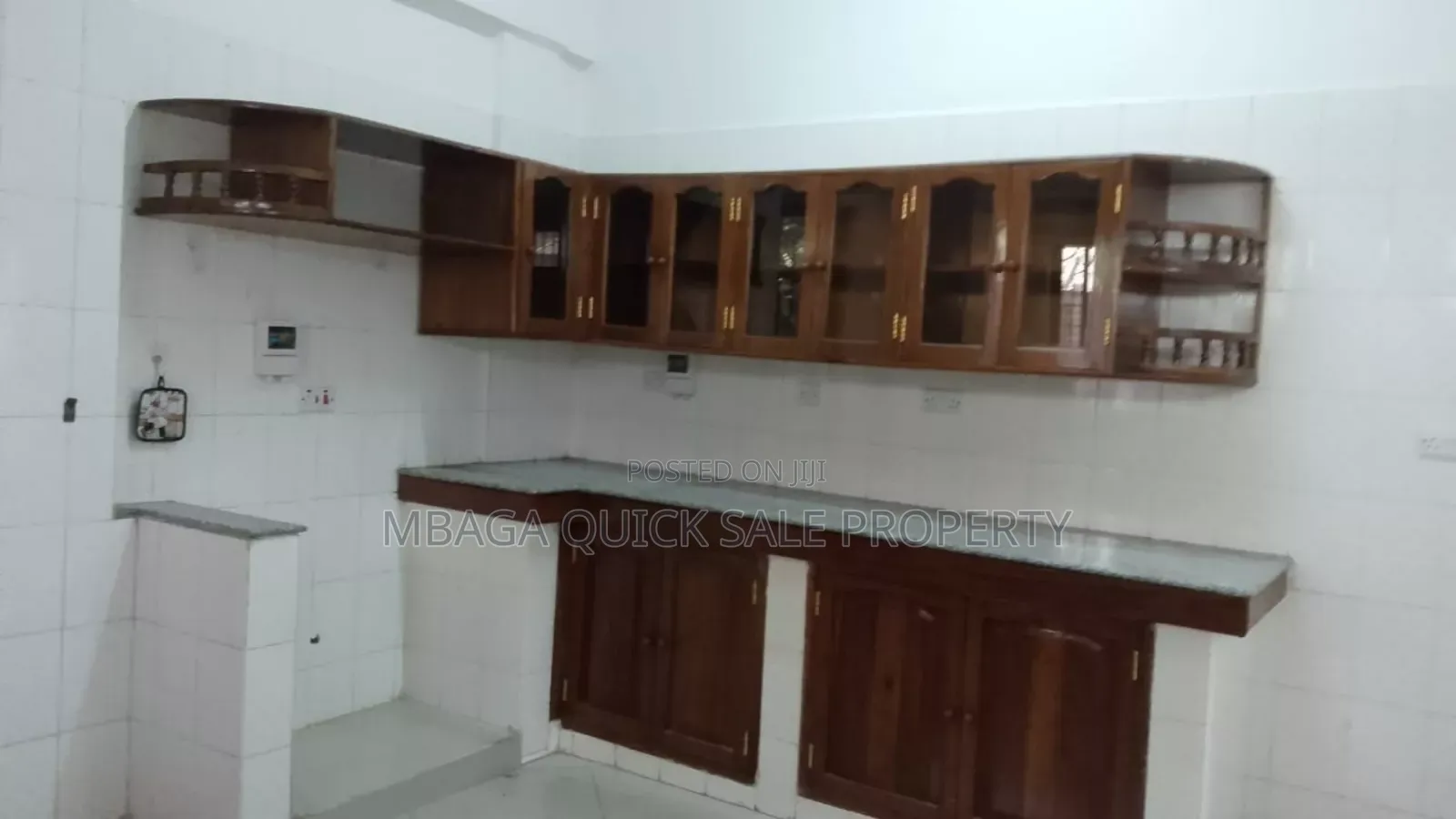 3bdrm House in Masaki for rent