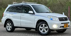Toyota RAV4 2005 White