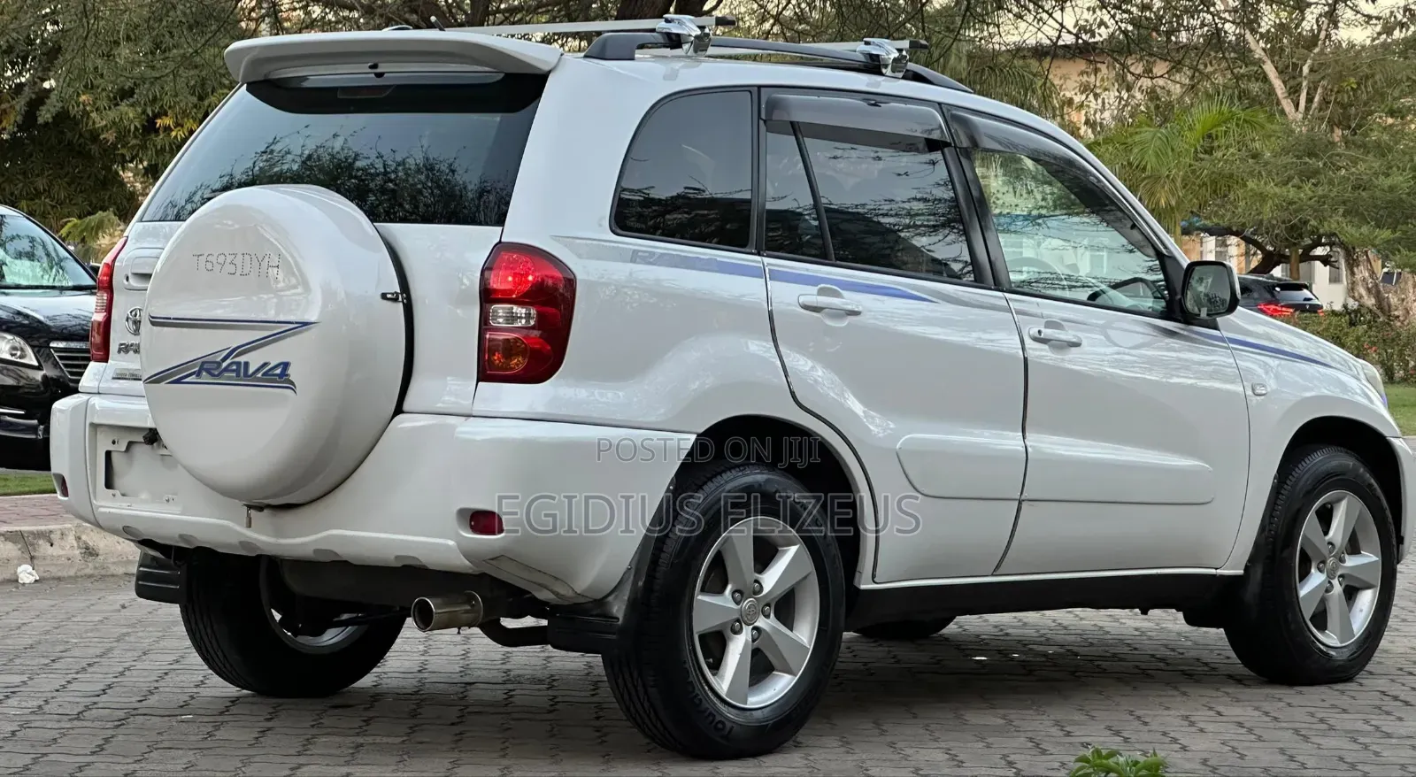 Toyota RAV4 2005 White