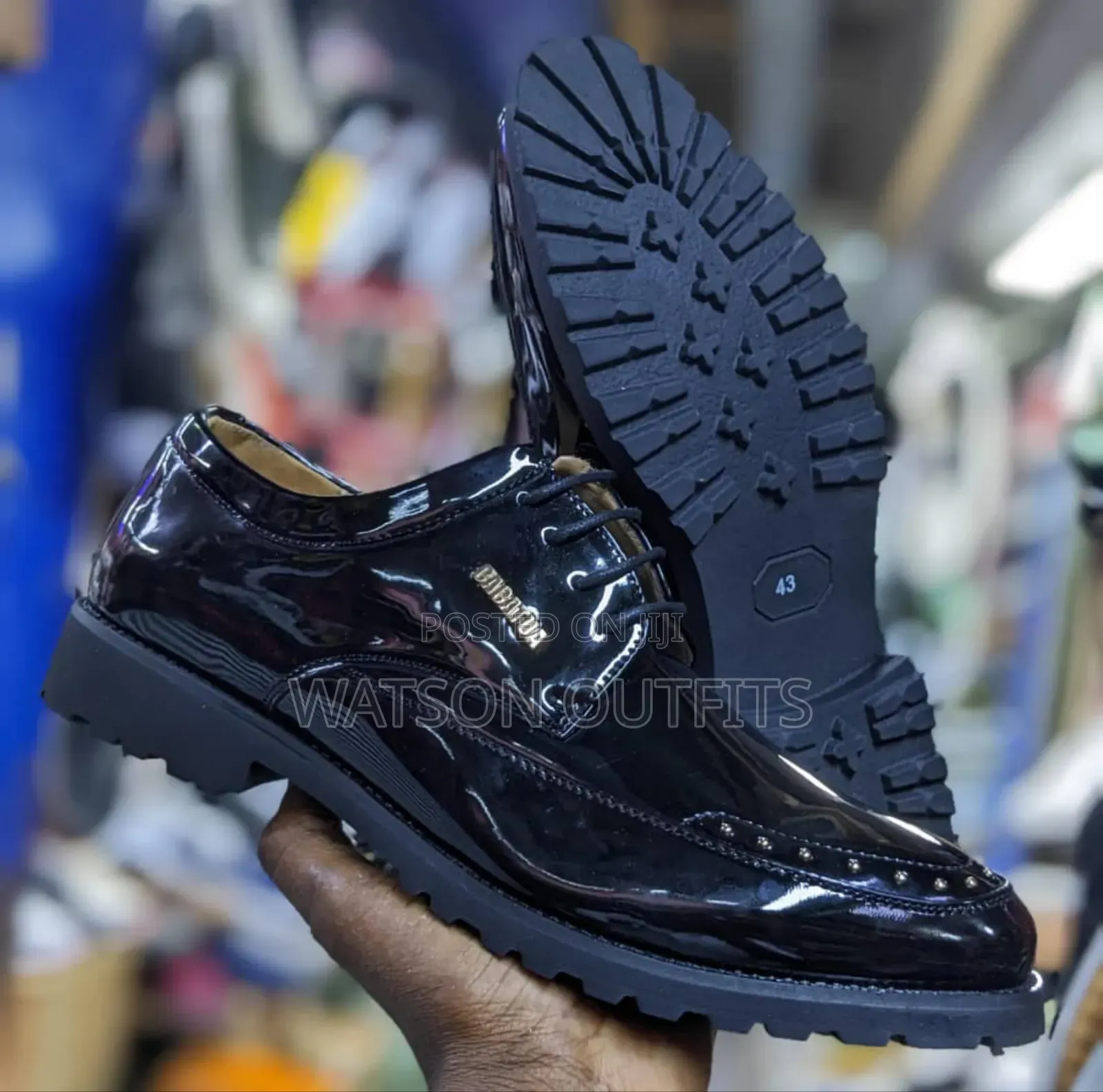 Viatu or Shoes Tastily Worn