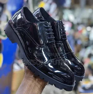 Viatu or Shoes Tastily Worn