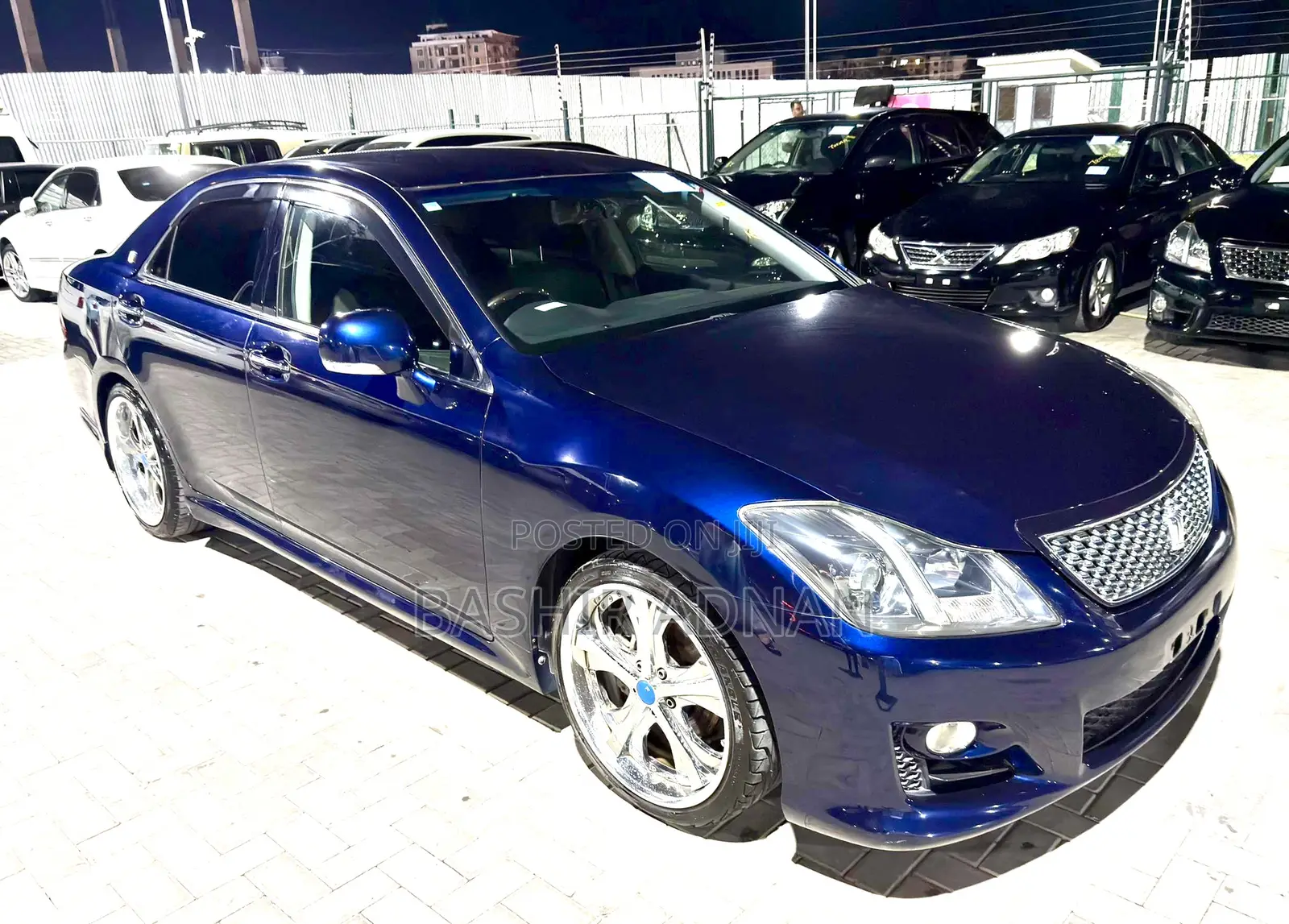 Toyota Crown 2009 Blue