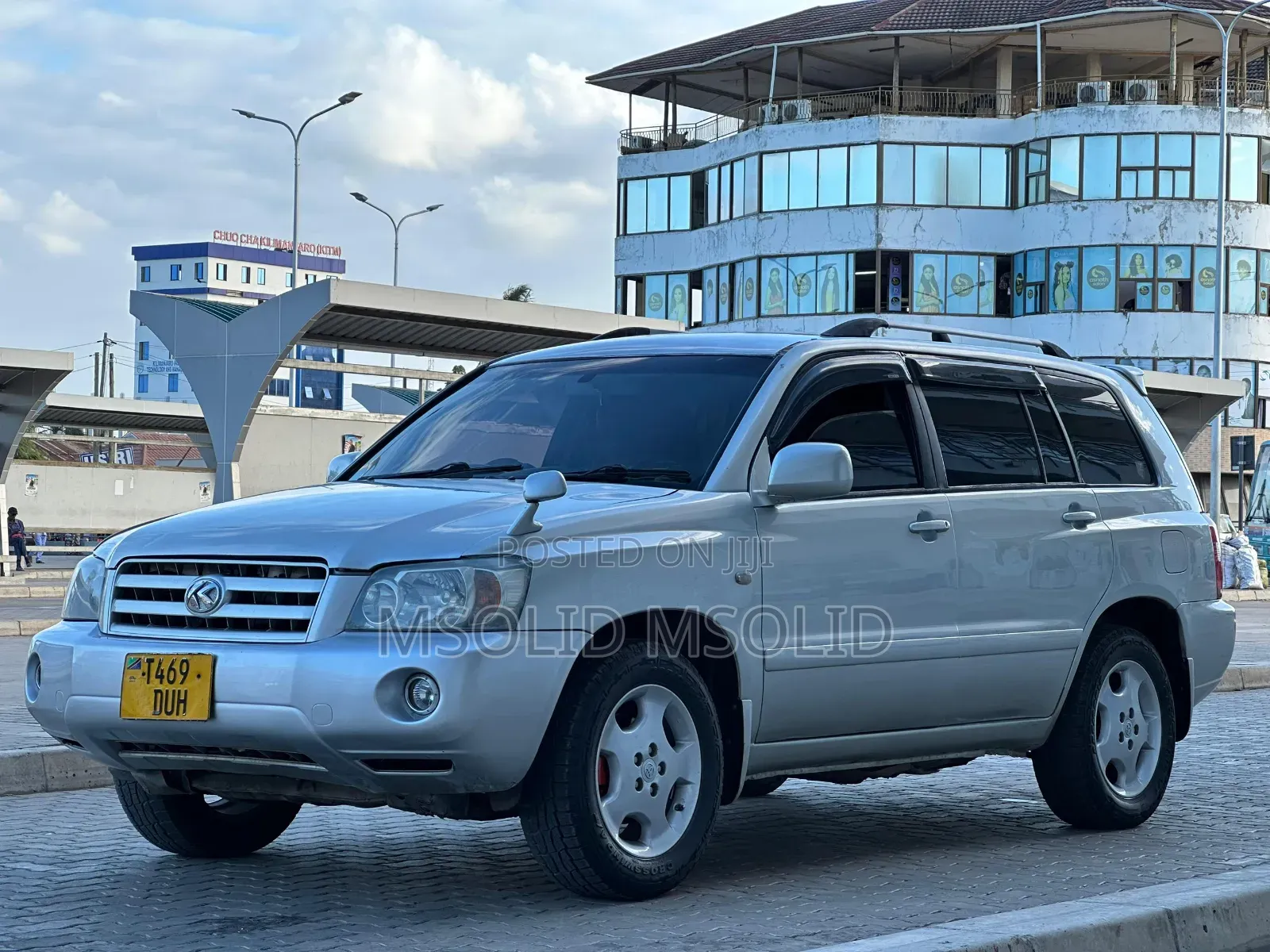 Toyota Kluger 2005 Silver