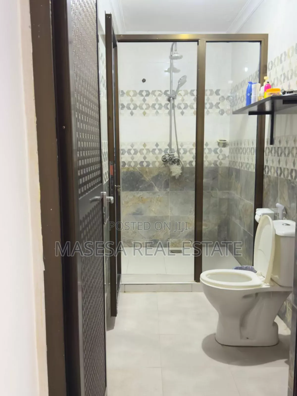 Furnished 3bdrm Apartment in Oyster Bay for rent