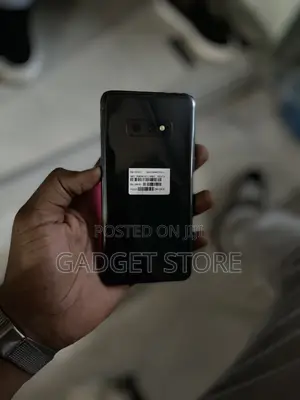 Samsung Galaxy S10e 128 GB Black