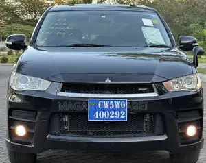 Mitsubishi Outlander 2012 Black
