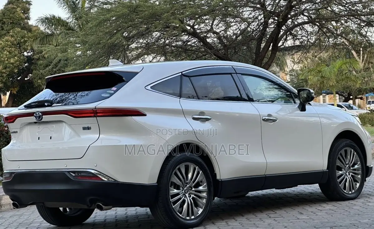 Toyota Harrier 2020 White