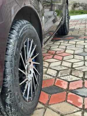 Toyota IST 2010 Maroon
