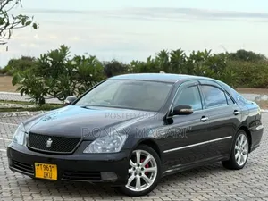 Toyota Crown 2006 Black