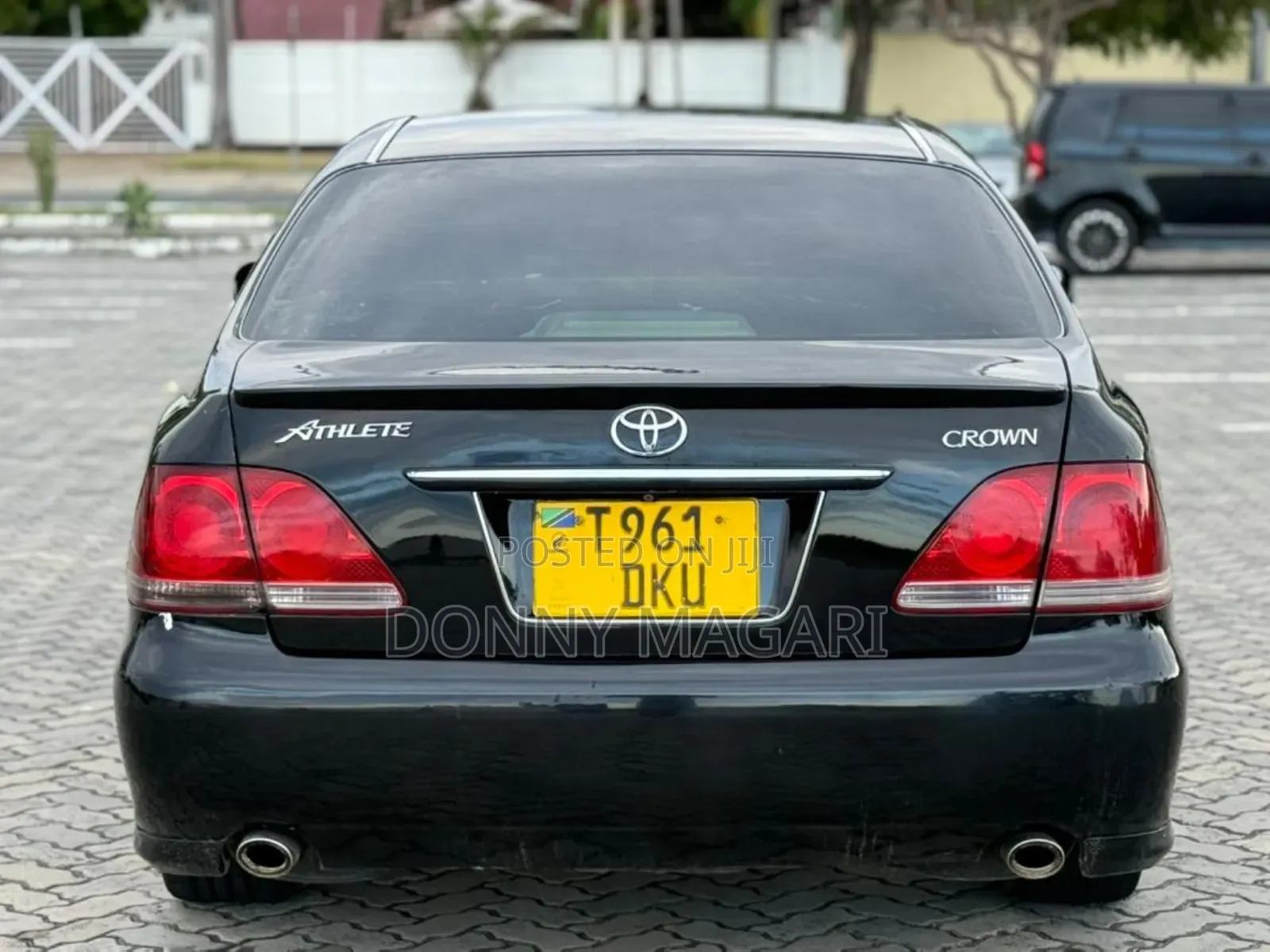 Toyota Crown 2006 Black