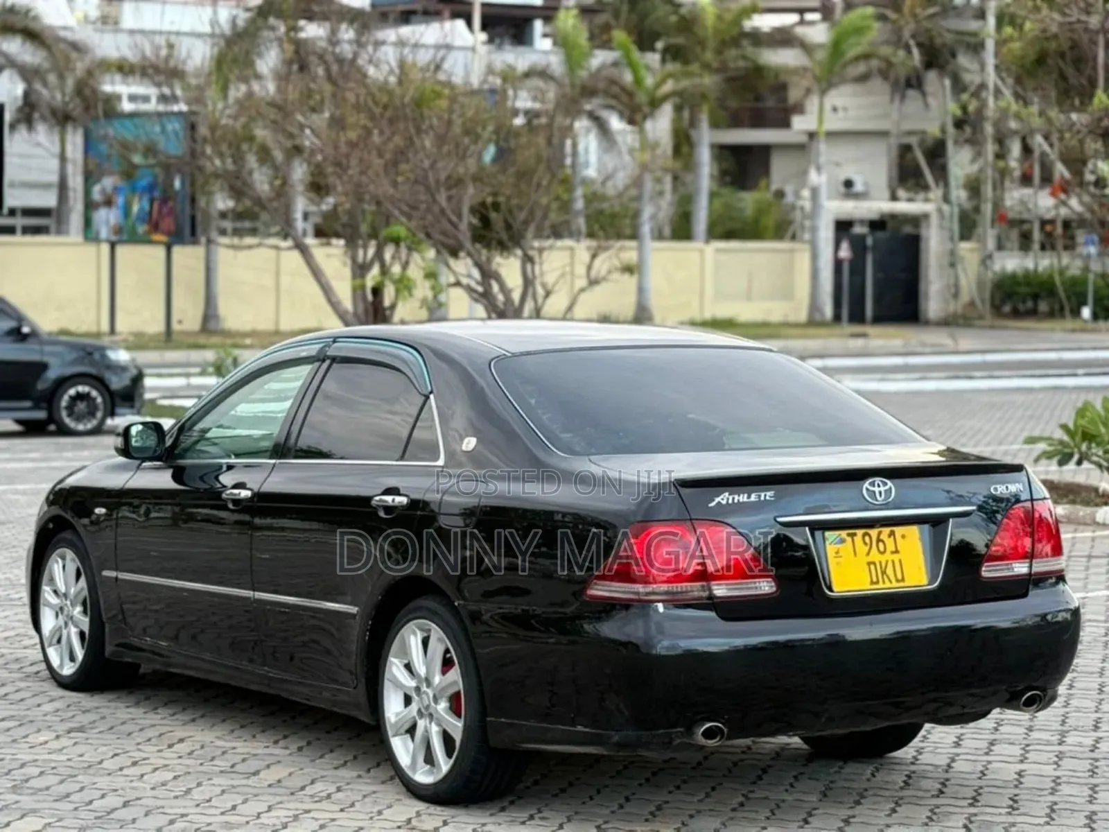 Toyota Crown 2006 Black
