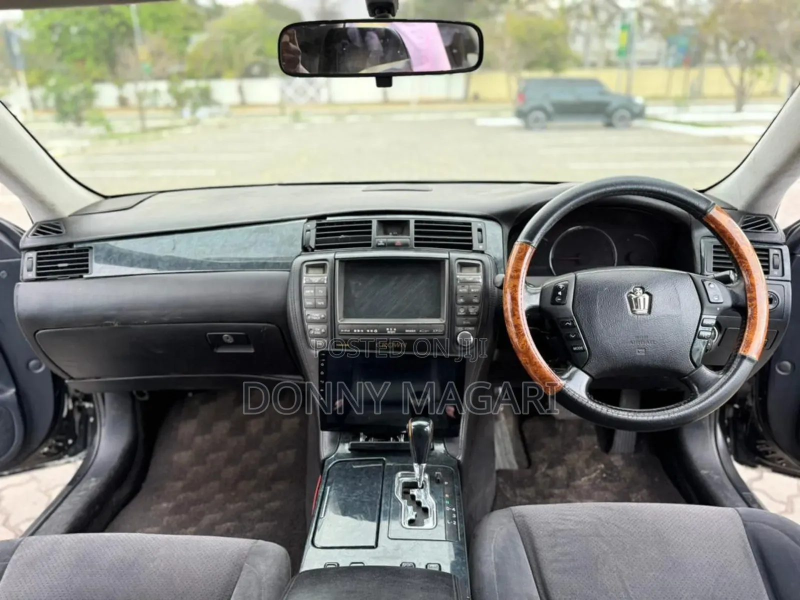 Toyota Crown 2006 Black