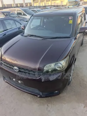 Toyota Corolla Rumion 2010 Maroon