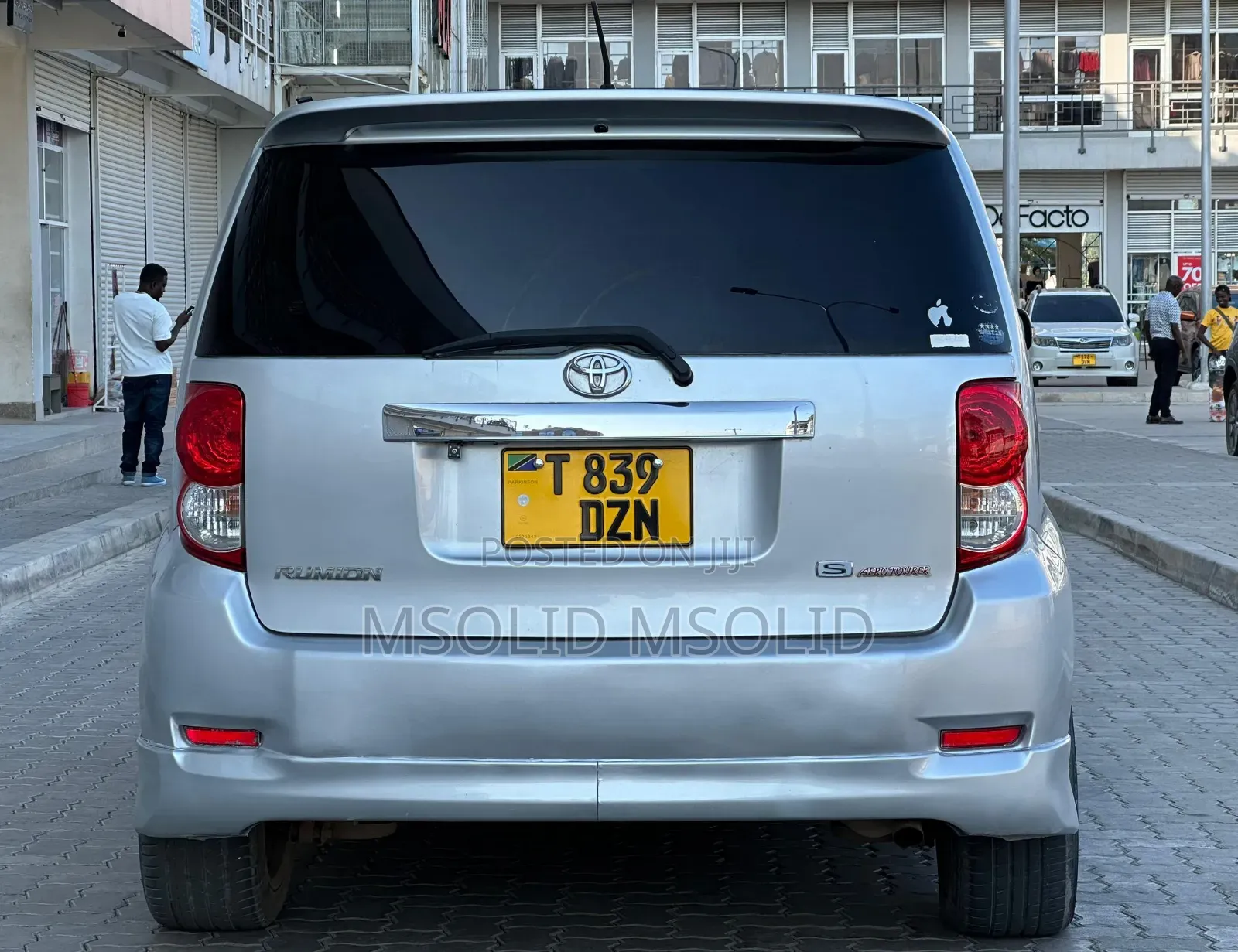 Toyota Corolla Rumion 2009 Silver