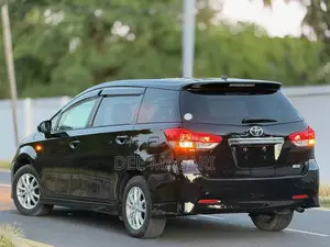 Toyota Wish 2018 Black