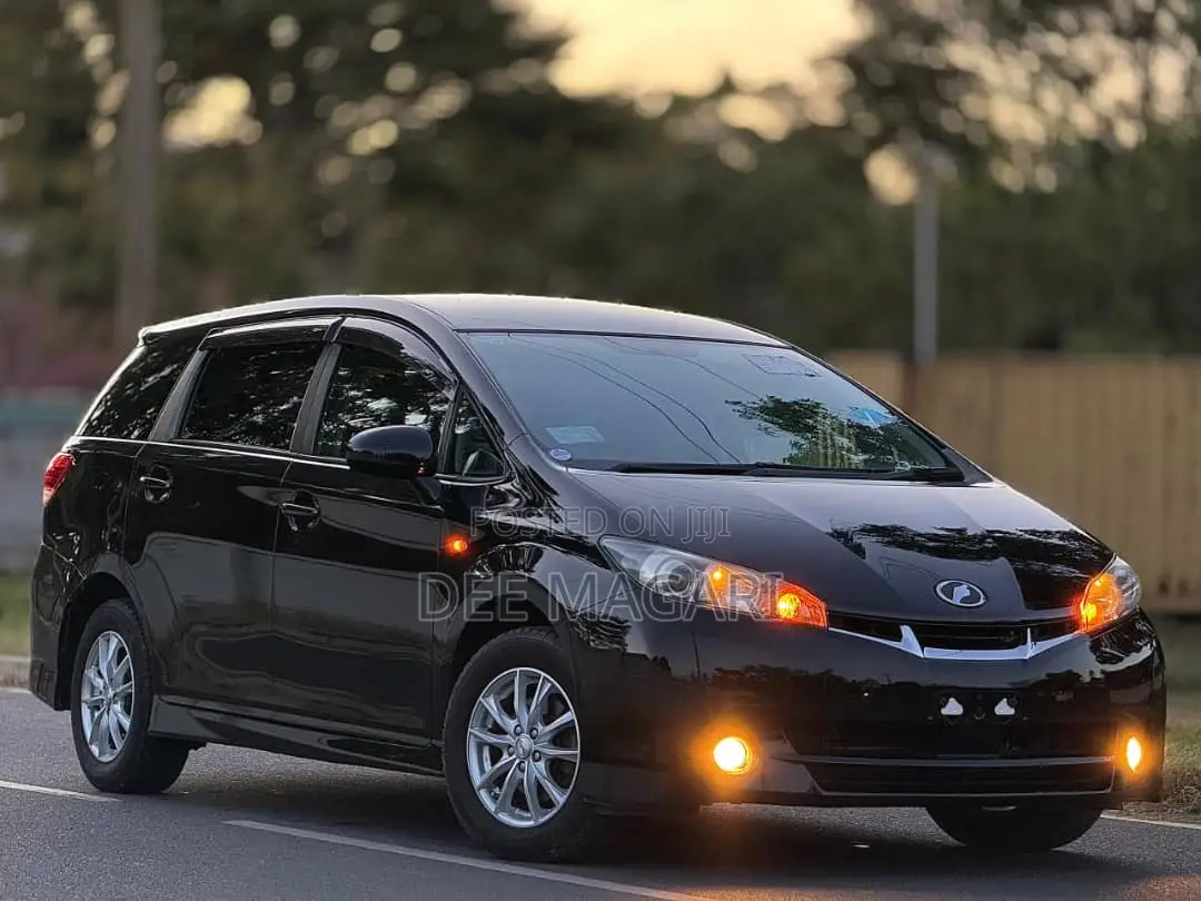 Toyota Wish 2018 Black