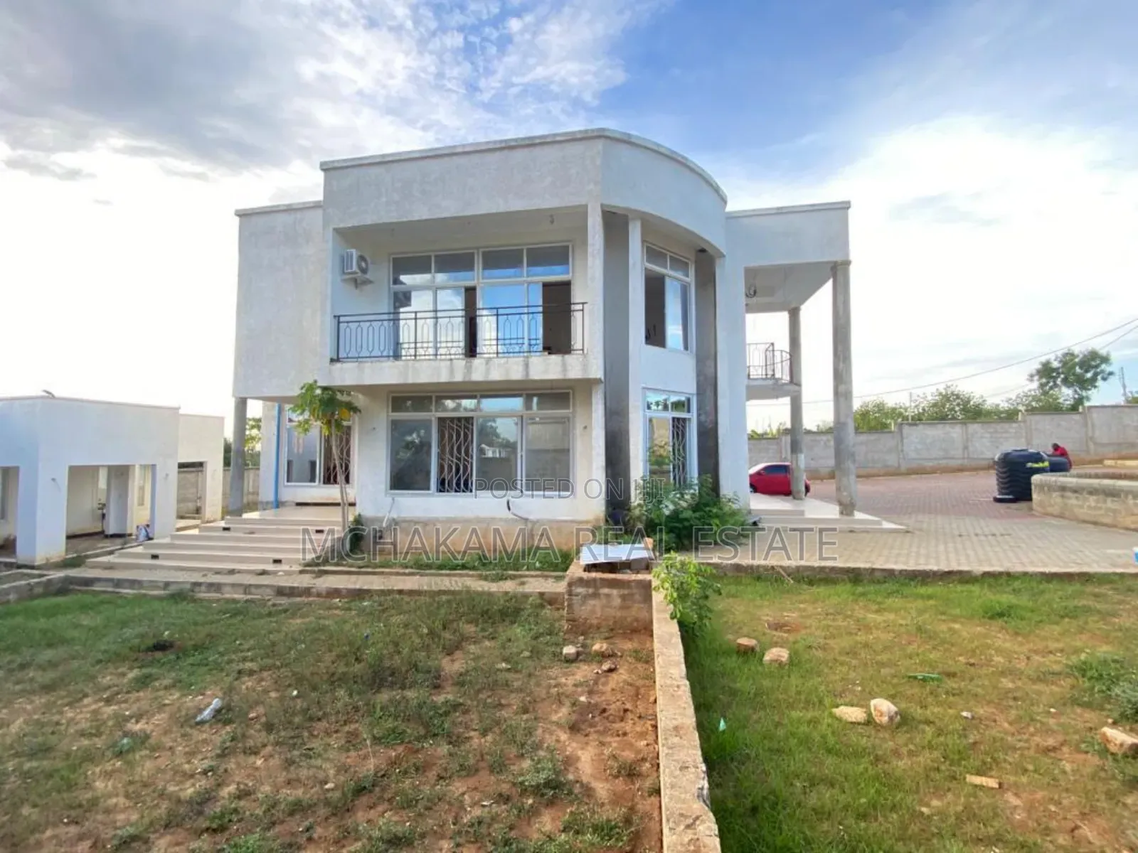 5bdrm House in Mchakama Real Estate, Bunju for sale