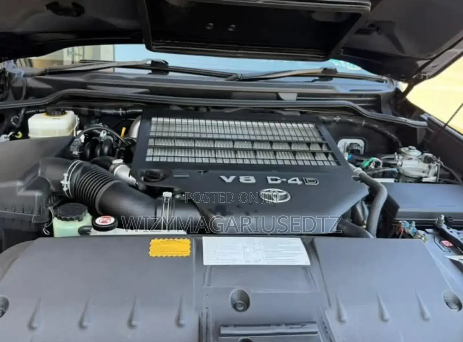 Toyota Land Cruiser 2020 White