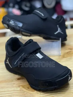 Jordan 23 Sneakers