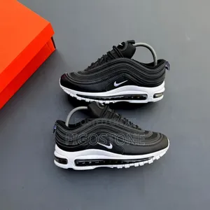 Nike Dna Sneakers