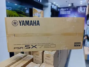 Yamaha PSR-Sx720, an Arranger Workstation Keyboard