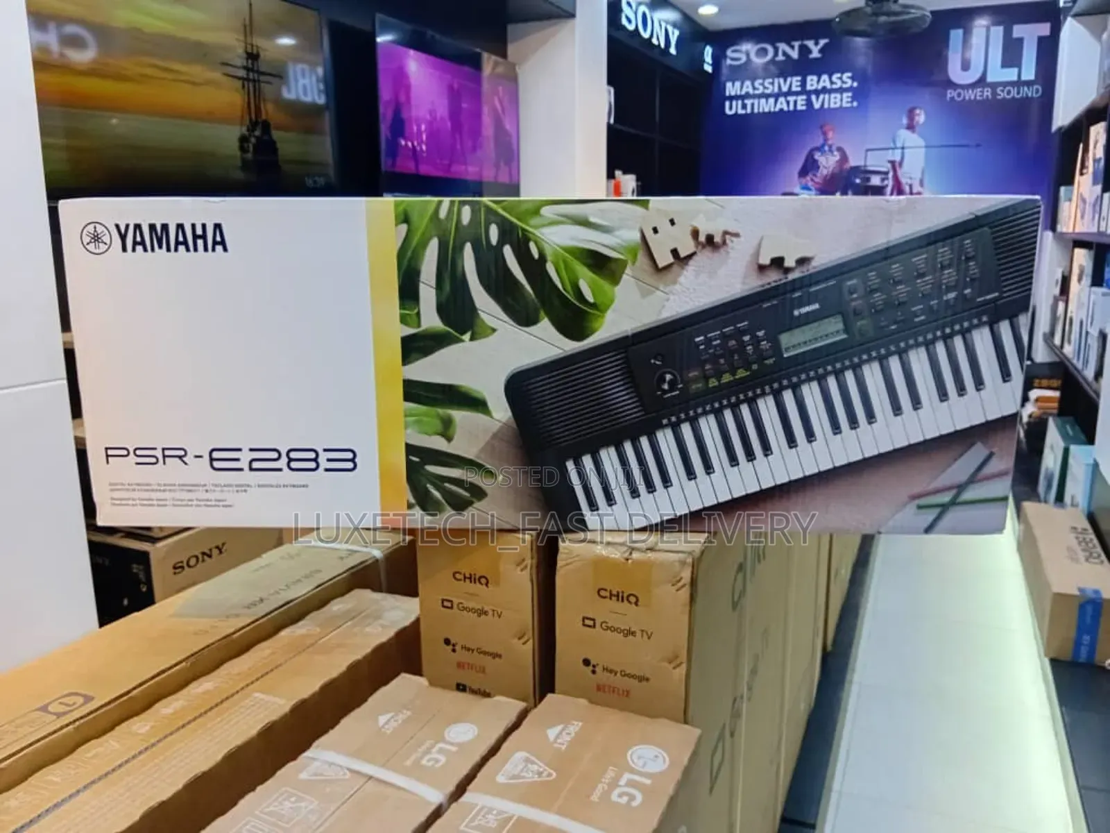 Yamaha PSR-E283 61-Key Portable Keyboard