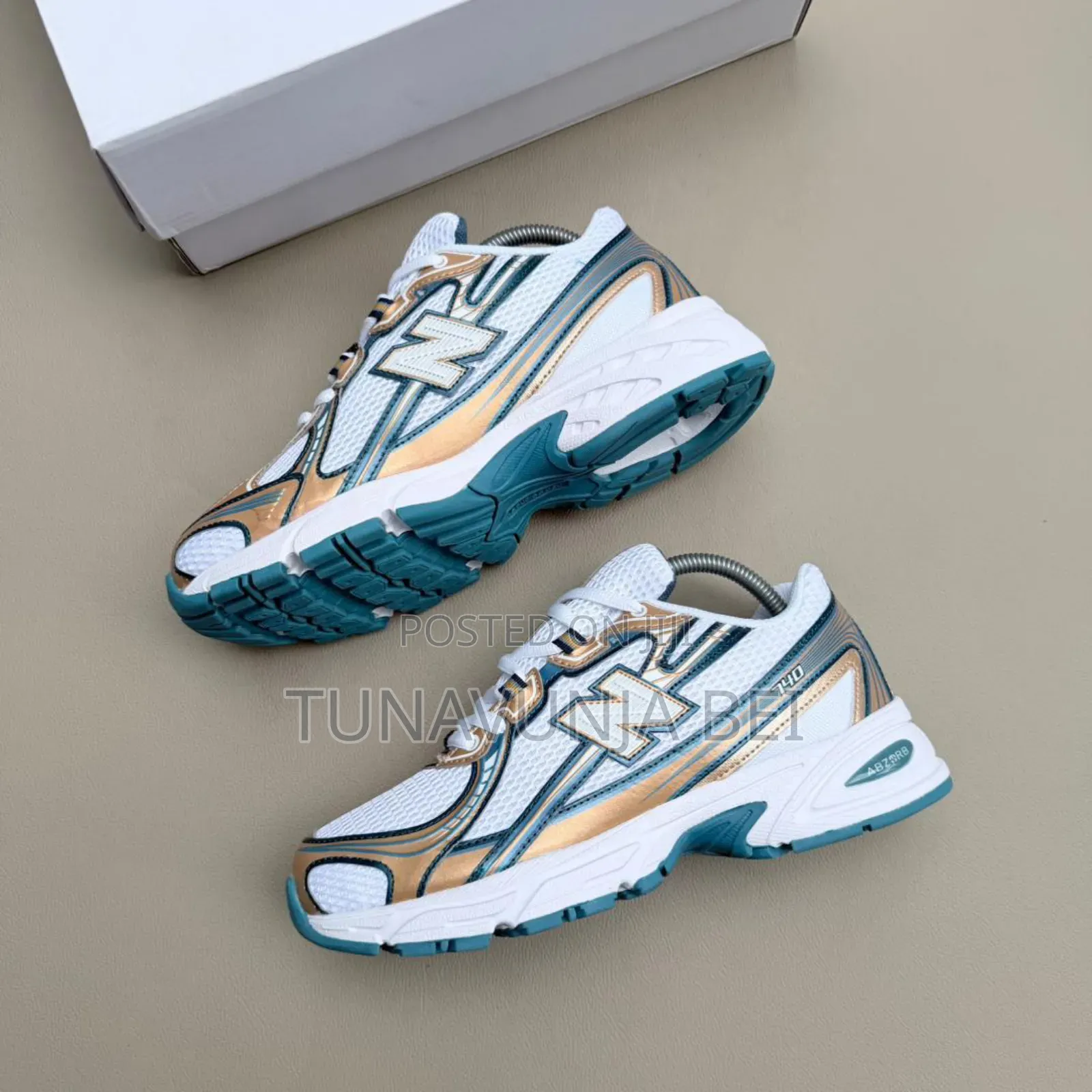 Nb 740 Sneakers 