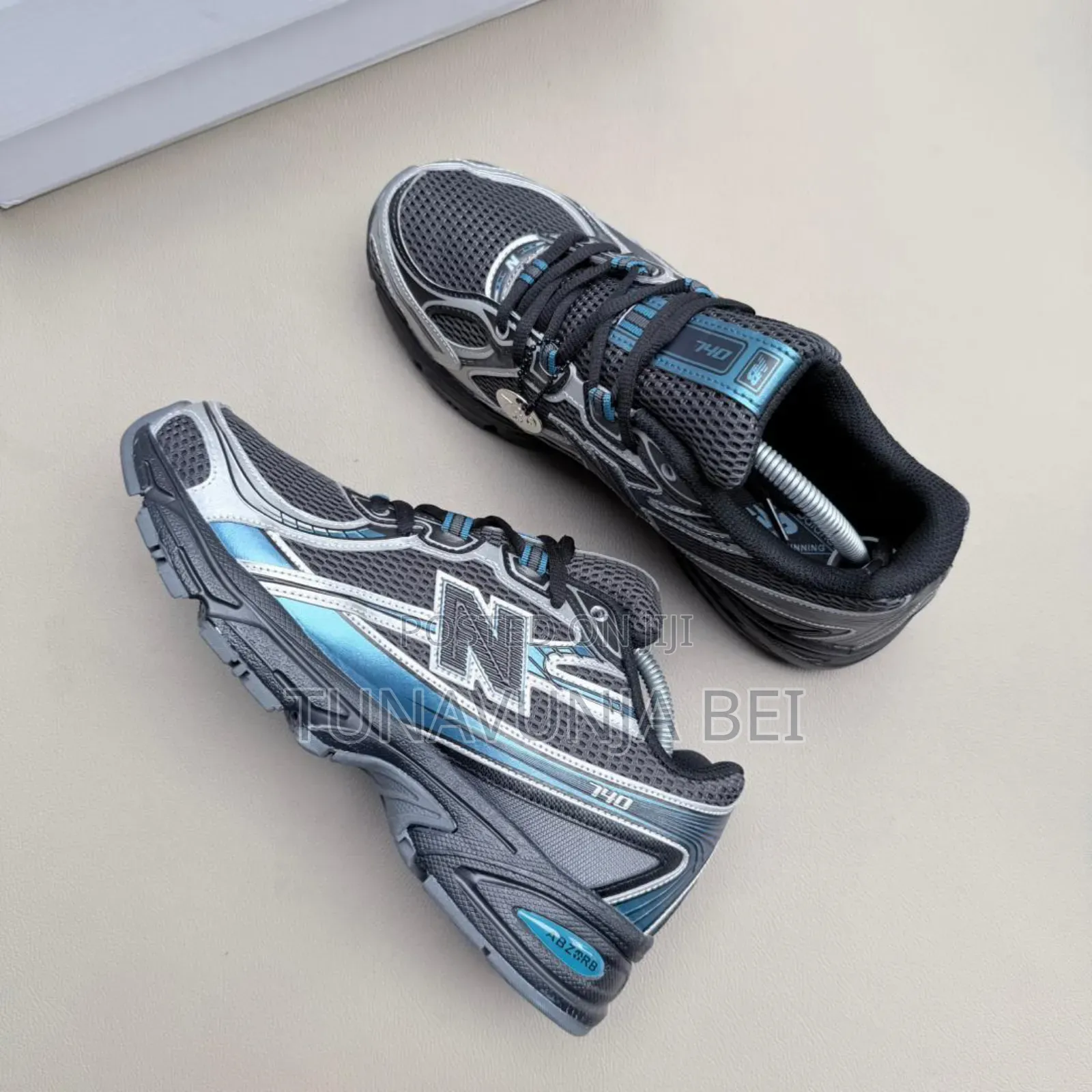 Nb 740 Sneakers 