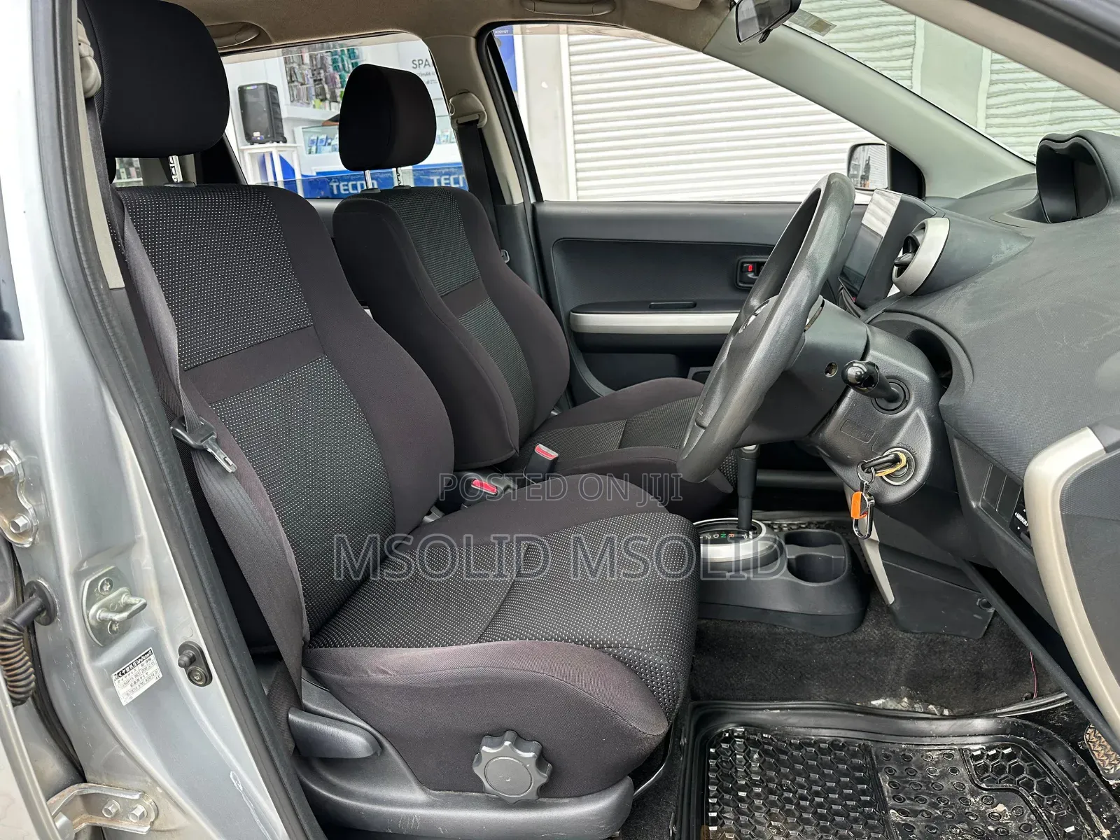 Toyota IST 2003 Silver