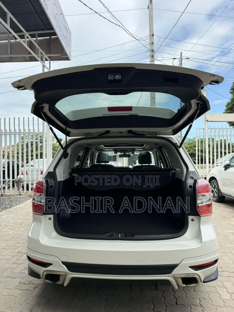 Subaru Forester 2.0XT Premium 4dr SUV AWD (2.0L 4cyl Turbo CVT) 2015 White