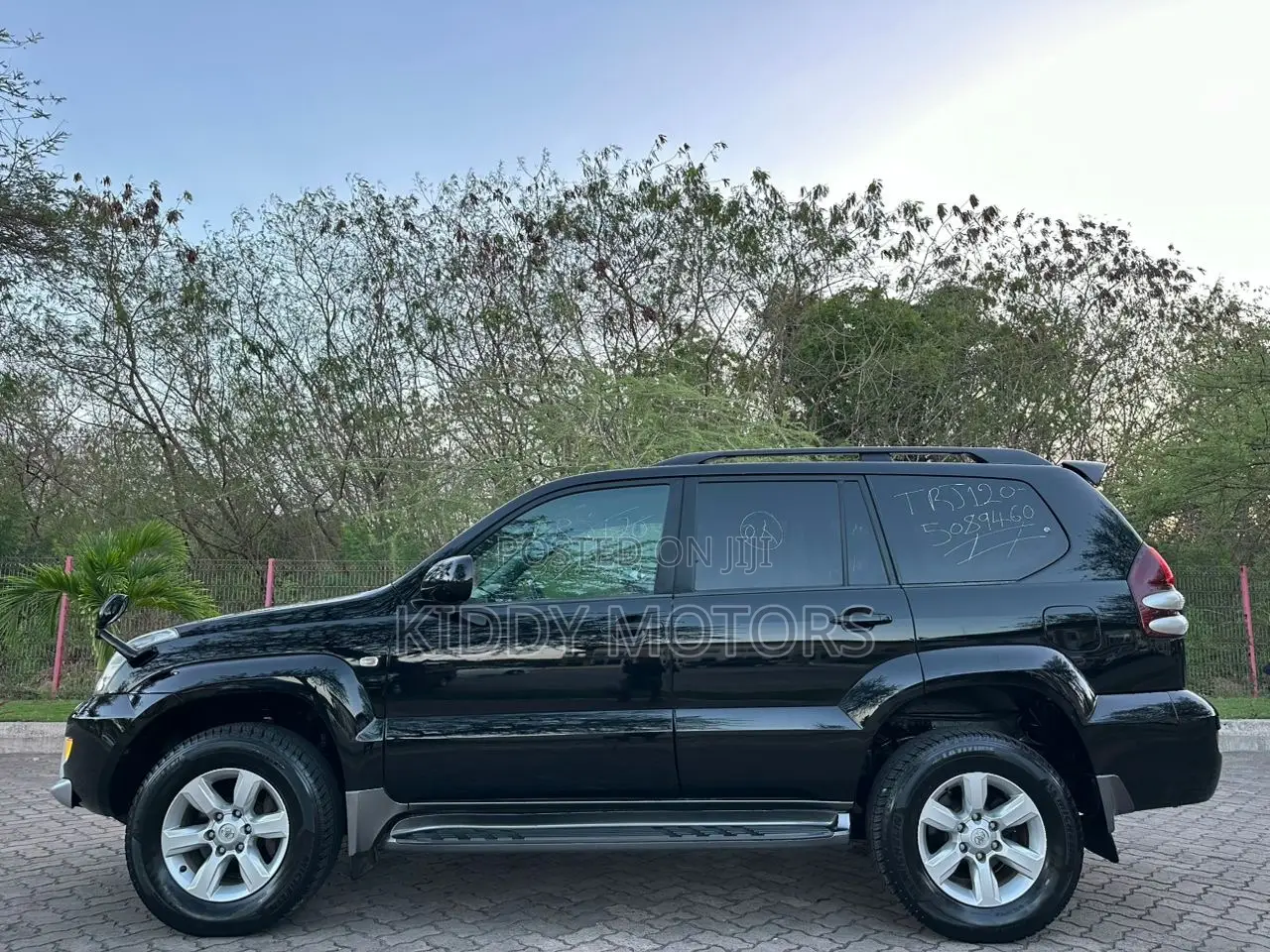 Toyota Land Cruiser Prado 2007 Black