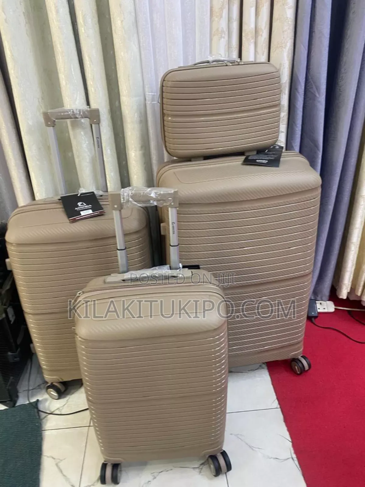 Travel Bag 4pcs Full Set