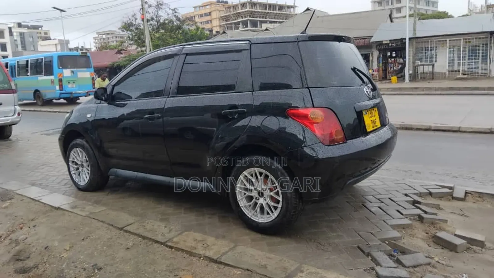 Toyota IST 2005 Black
