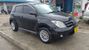 Toyota IST 2005 Black
