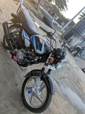 TVS HLX 125 2024 Black