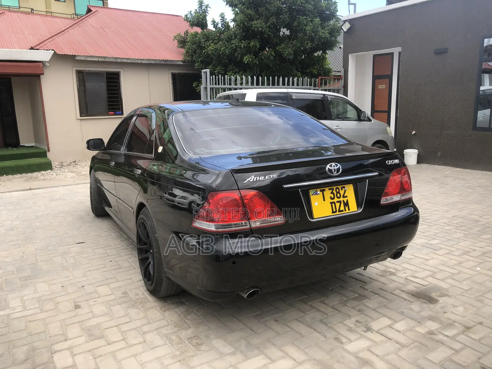 Toyota Crown 2006 Black