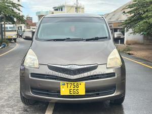 Toyota Ractis 2006 Gray in Ilala - Cars, Is’haqa Motors | Jiji.co.tz
