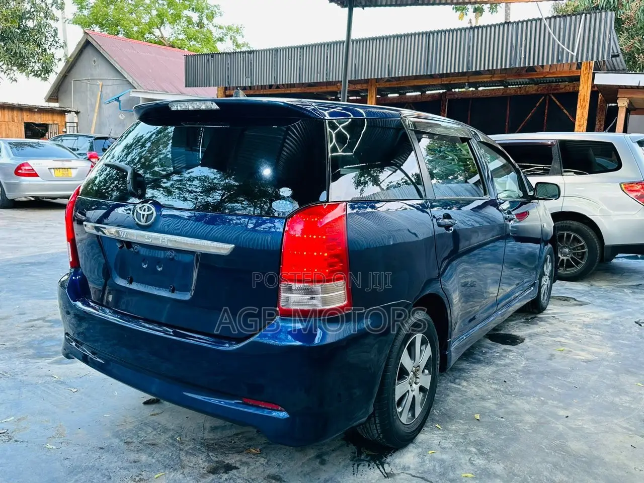 Toyota Wish 2005 Blue