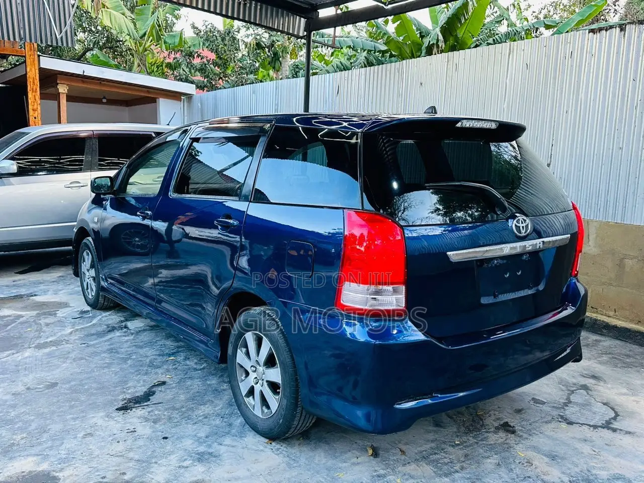 Toyota Wish 2005 Blue