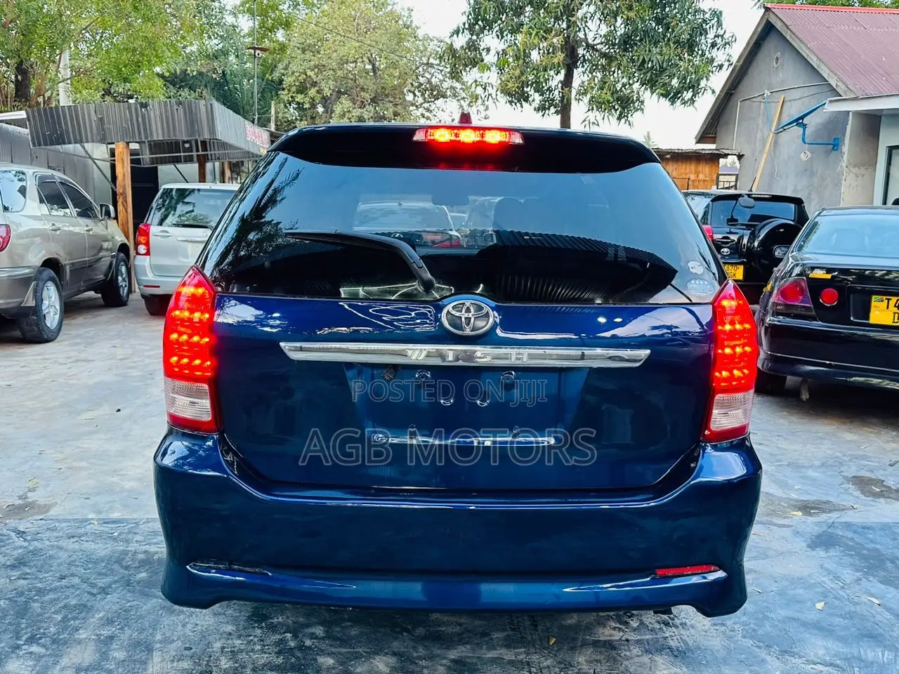 Toyota Wish 2005 Blue