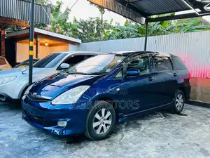 Toyota Wish 2005 Blue