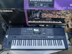 PSR-473 Electronic Organ - 61 Keys LCD Display
61 Keys