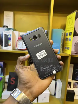 New Samsung Galaxy S8 Active 64 GB Black